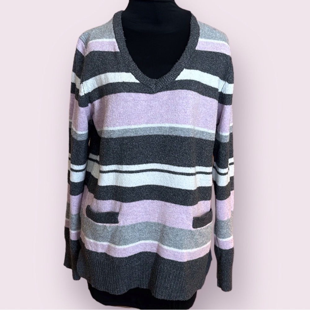 Tahari Gray Lilac & White Striped V Neck Pullover Sweater Medium